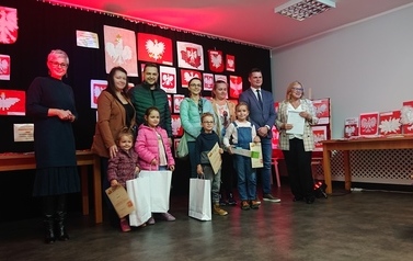 Wernisaż wystawy "Tu wszędzie jest moja Ojczyzna", Konkurs plastyczny "Najpięknieszy Orzeł - Godło Polski" 19