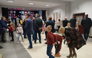 Wernisaż wystawy "Tu wszędzie jest moja Ojczyzna", Konkurs plastyczny "Najpięknieszy Orzeł - Godło Polski" 35